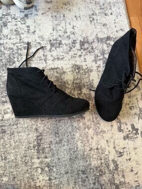 Maurice’s Women’s Black Suede Wedge Ankle Booties - Lace-Up Comfort